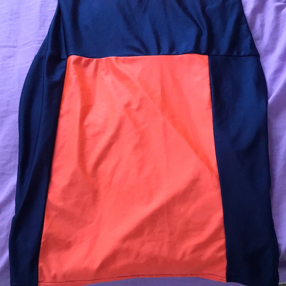 Dress - Picture 3 of 3